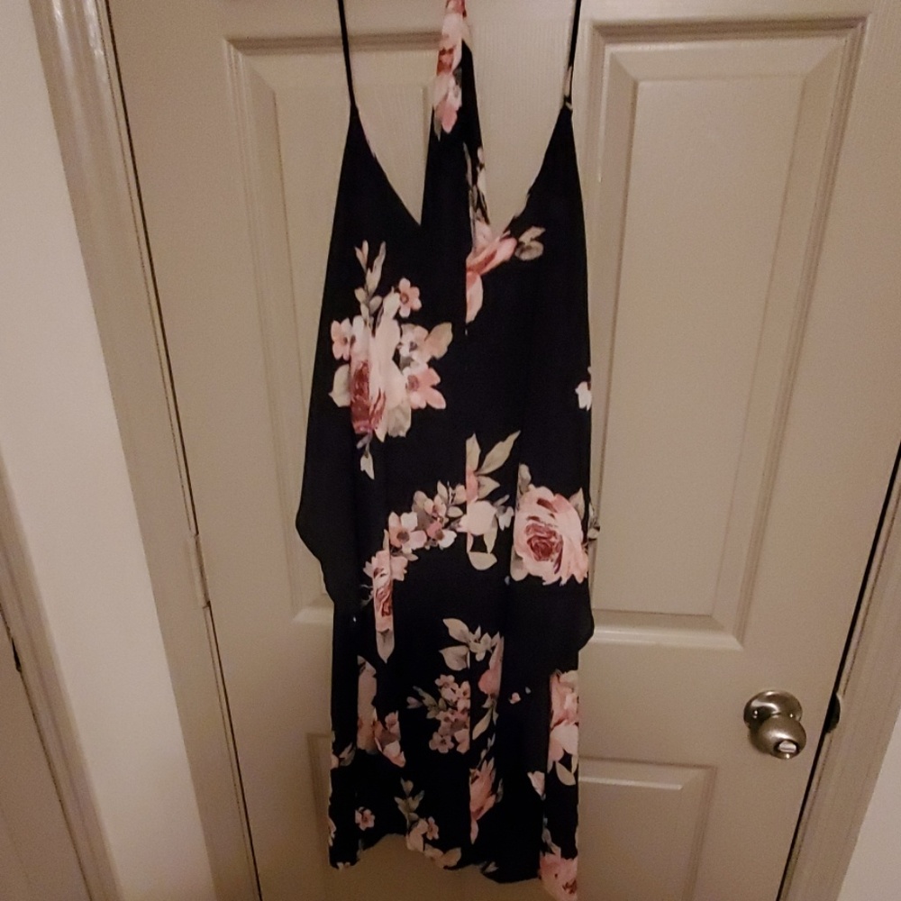 Flouncy dress